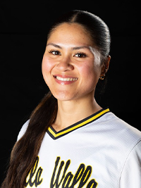 Juliana Berinobis, Softball Hitter - Walla Walla
