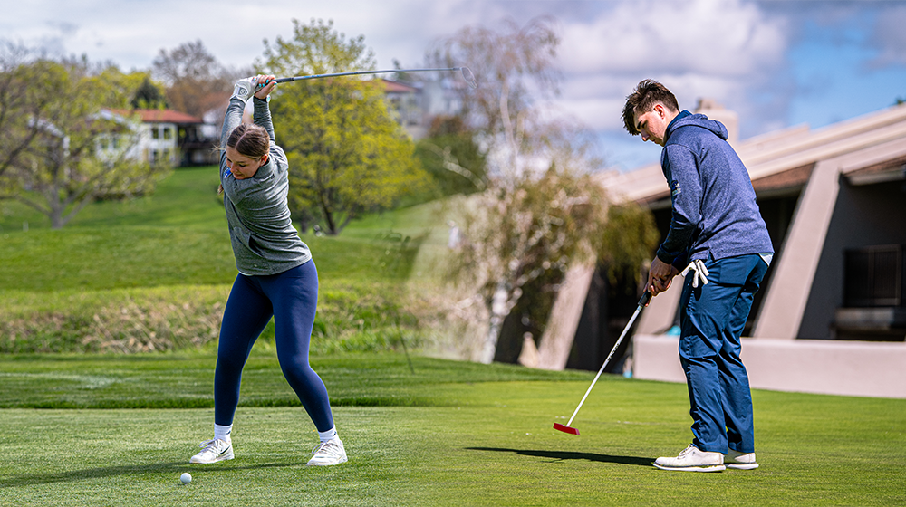 Hawks Men Take 1st, Women 2nd to Lead All NWAC Teams at CBC Invitational