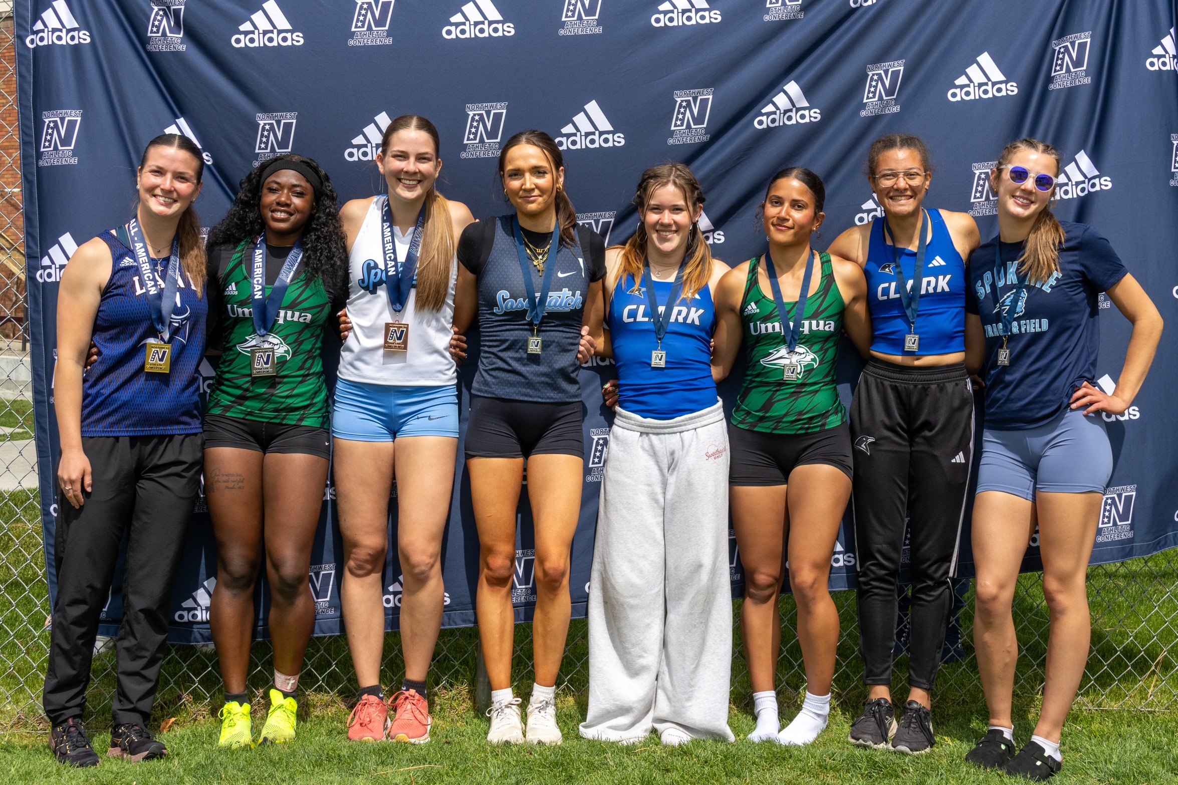 Lane's Bennett Uses Big Javelin Throw to Claim 2026 Women's Heptathlon Title