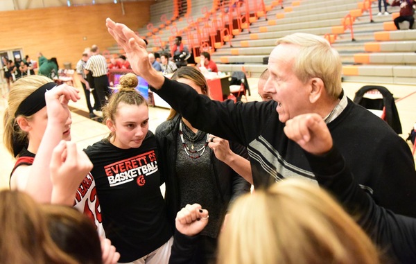 Legendary Coach Chet Hovde Passes Away